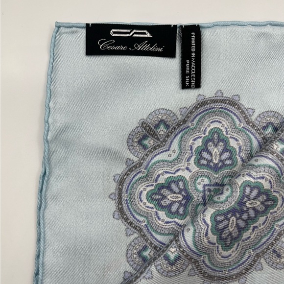 New With Tags Cesare Attolini Pure Silk Pocket Square  Sky Blue. (11x11) - Picture 5 of 6
